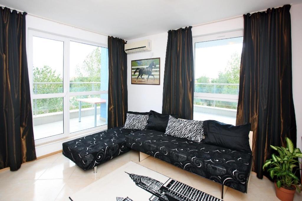 Sofia Apartments In Sunny Residence サニービーチ 部屋 写真